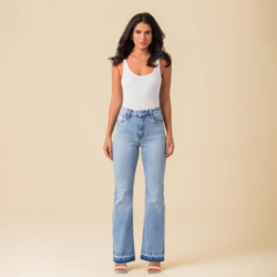 Calça flare